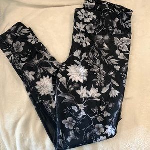 Old Navy Active Leggings